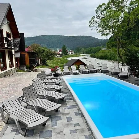 Ilkova Gasthof Jaremtsche